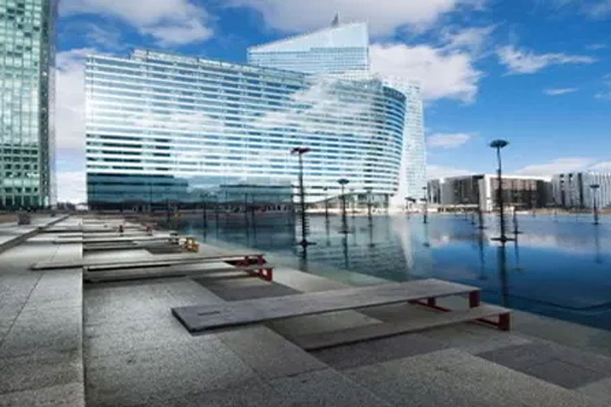 Melia Paris La Defense